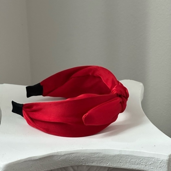 Red Knotted Hair Band Accessory - Picture 5 of 6